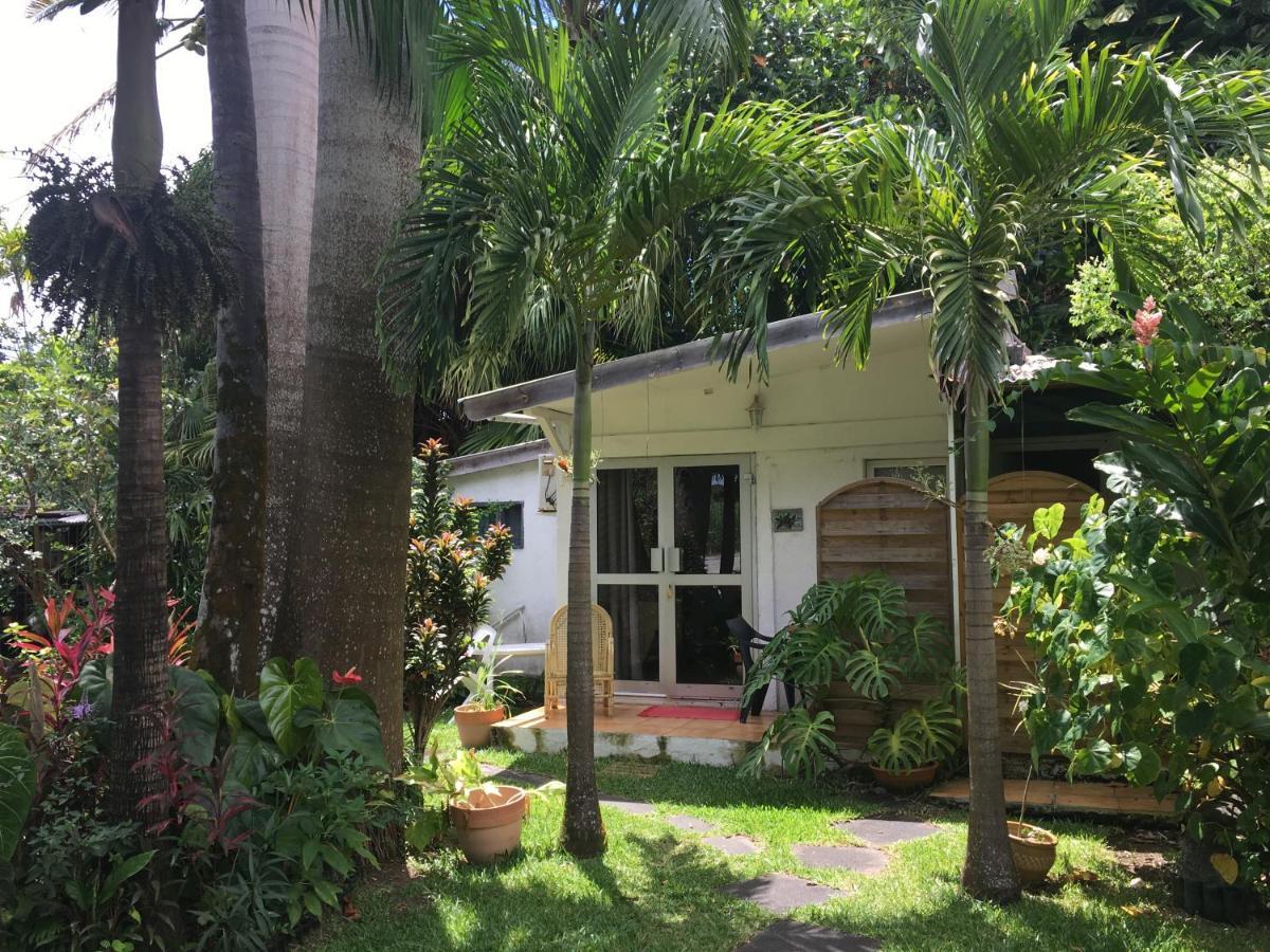 Le Medinilla Bed & Breakfast Bras-Panon Luaran gambar
