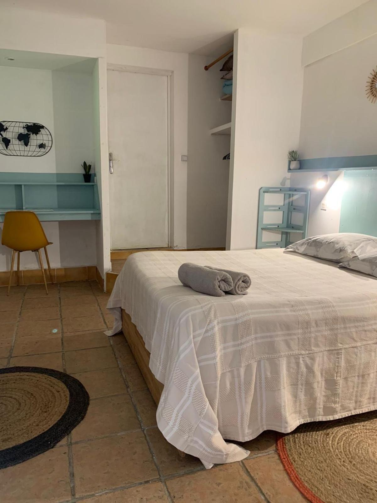 Le Medinilla Bed & Breakfast Bras-Panon Luaran gambar